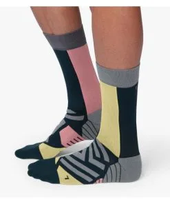 On Running Men's High Sock -Outlet Sneakers Store 2282 614252 4657951 image 1518069 589eb295 b3e9 41c1 9d9e d958124bd8d8