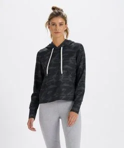 Vuori Women's Halo Essential Hoodie